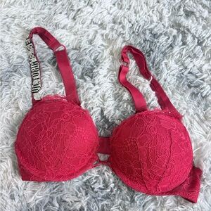 Elegant Red Lace Bra with VS rhinestone